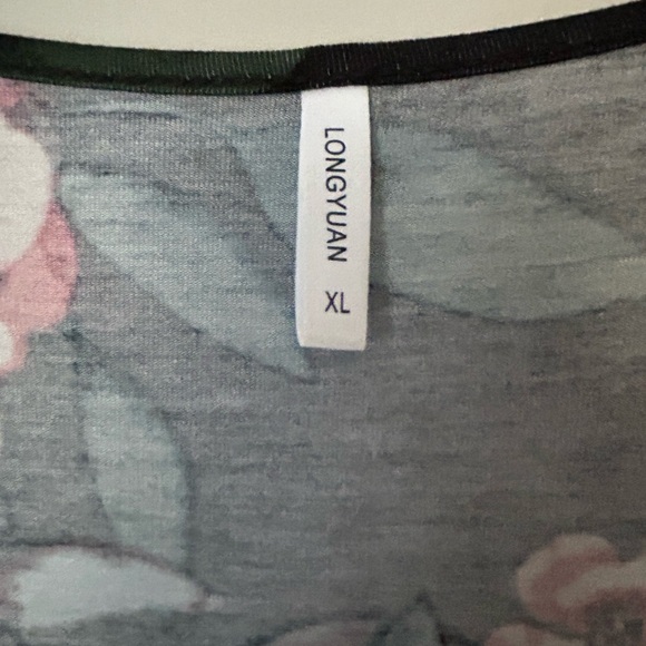 Longyuan Multicolored Floral Blouse Size XL - Picture 3 of 3